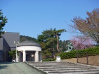 長岡市栃尾美術館